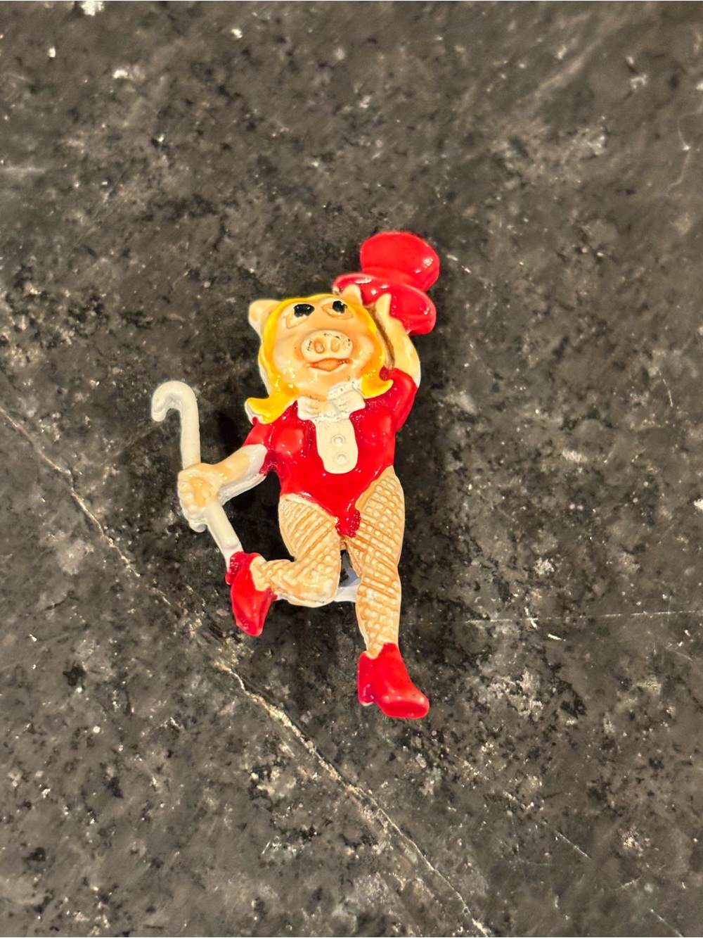 Miss Piggy 1970s/1980s "Dancing" Enamel Brooch Pin Muppets Vintage